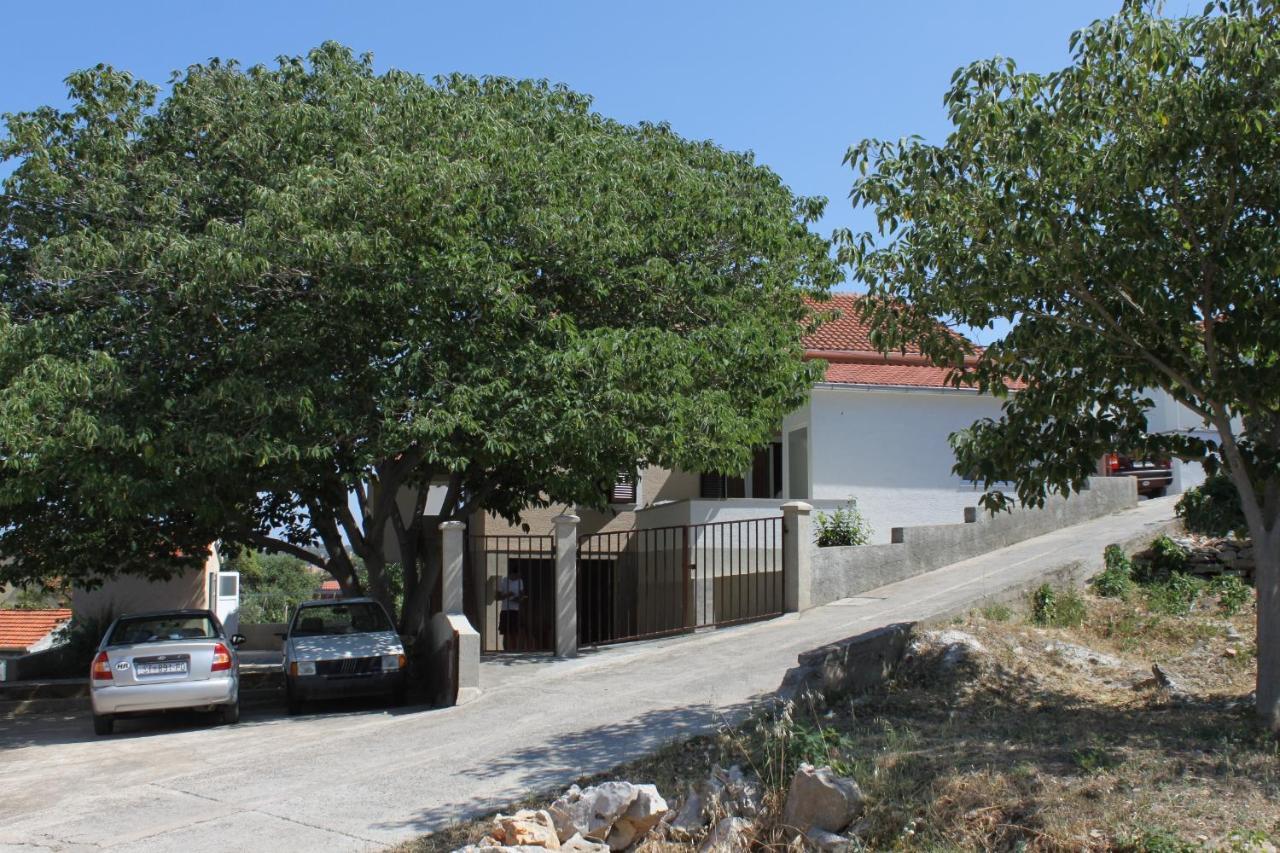 Apartments With A Parking Space Sali, Dugi Otok - 8154 Exterior photo
