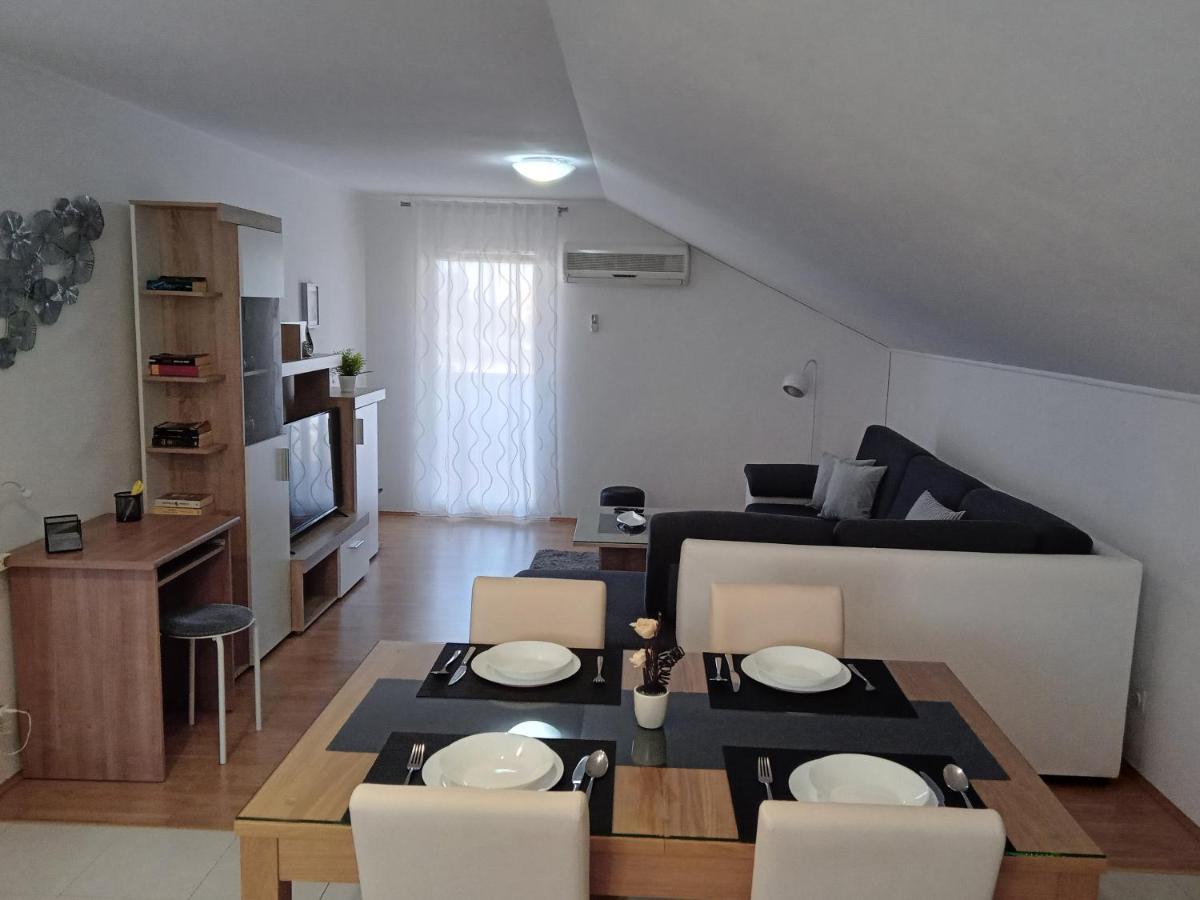 Apartments With A Parking Space Sali, Dugi Otok - 8154 Exterior photo